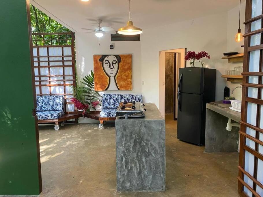 Peaceful Jungle Cooper - Pool & Parking For 2 Persons Сasa de vacaciones